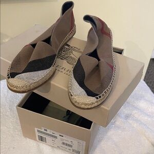 NWT Burberry Espadrilles